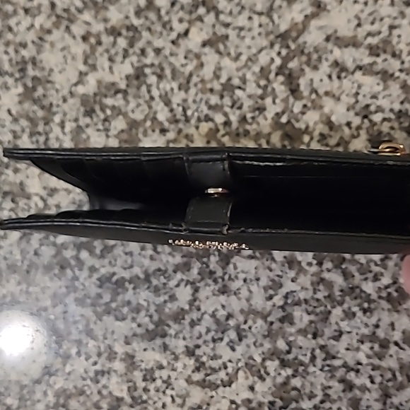 Kate spade New York Black Leather Wallet. - Picture 11 of 13